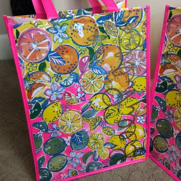 Brand New Lilly Pulitzer Reusable Totes - Picture 2 of 3